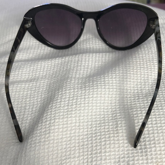 Vince Camuto Black Cat-Eye Sunglasses